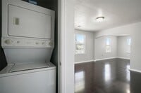 2423 Lucas St photo'