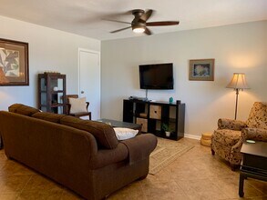 6186 Chia Ave in Twentynine Palms, CA - Building Photo - Building Photo