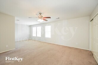10123 Fourwind Pass in San Antonio, TX - Building Photo - Building Photo
