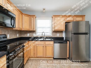 5636 Roundup Cir in Greensboro, NC - Foto de edificio - Building Photo