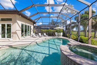 7864 Valencia Ct in Naples, FL - Building Photo - Building Photo