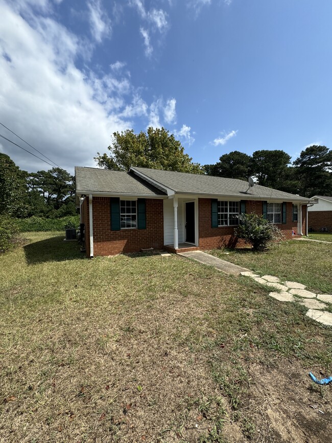 property at 5778 Trammell Rd