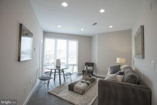 1508 Ridge Ave, Unit 202 in Philadelphia, PA - Building Photo