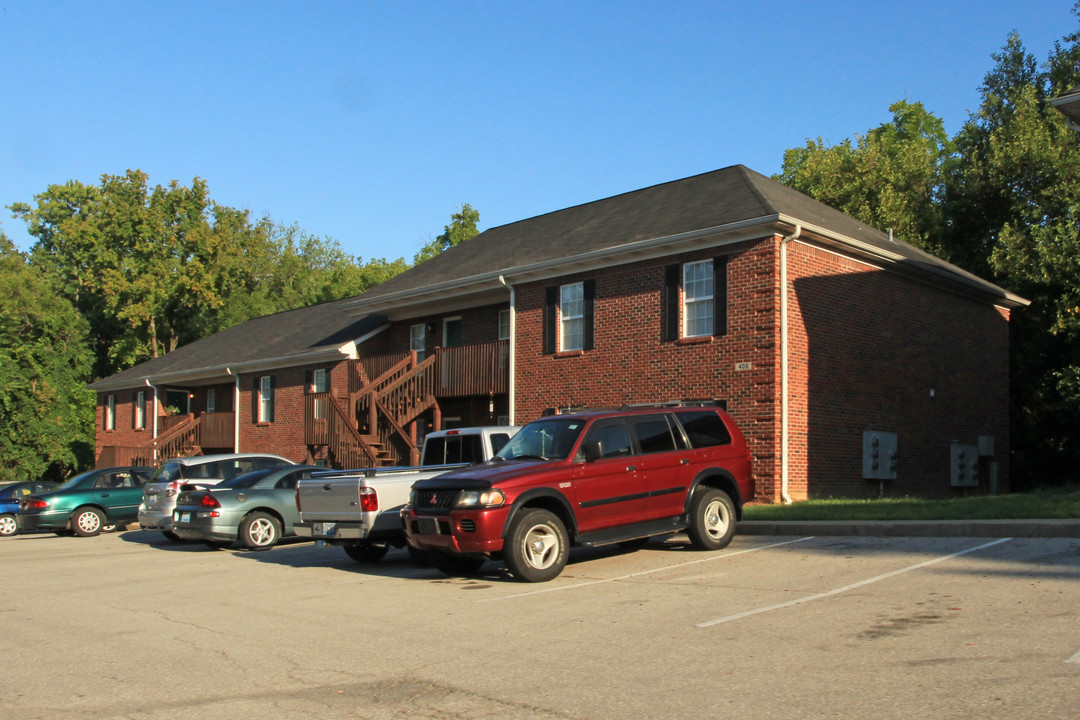 Creekside Apartments in La Grange, KY - Foto de edificio