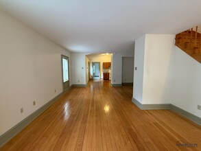 5961 Lebanon St-Unit -1 in Hamilton, NY - Building Photo - Building Photo