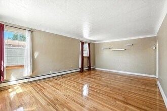 1632 Columbia Dr SE in Albuquerque, NM - Building Photo - Building Photo