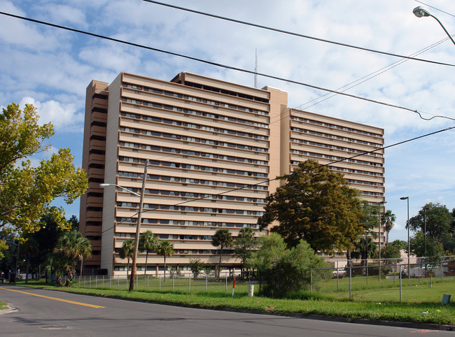 Centennial Towers in Jacksonville, FL - Foto de edificio - Building Photo