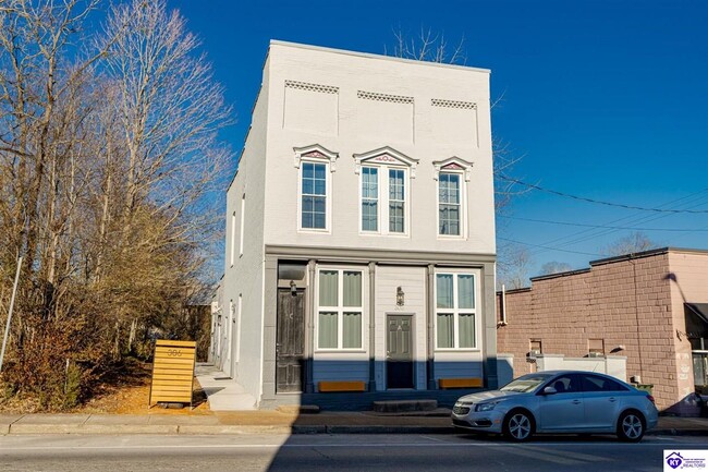 306 Main St in Munfordville, KY - Building Photo - Building Photo