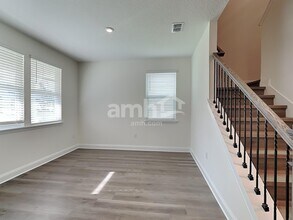 12676 Percy Forest Lane in Jacksonville, FL - Foto de edificio - Building Photo