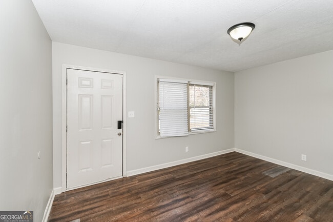 1135 Pontiac Cir in Austell, GA - Building Photo - Building Photo