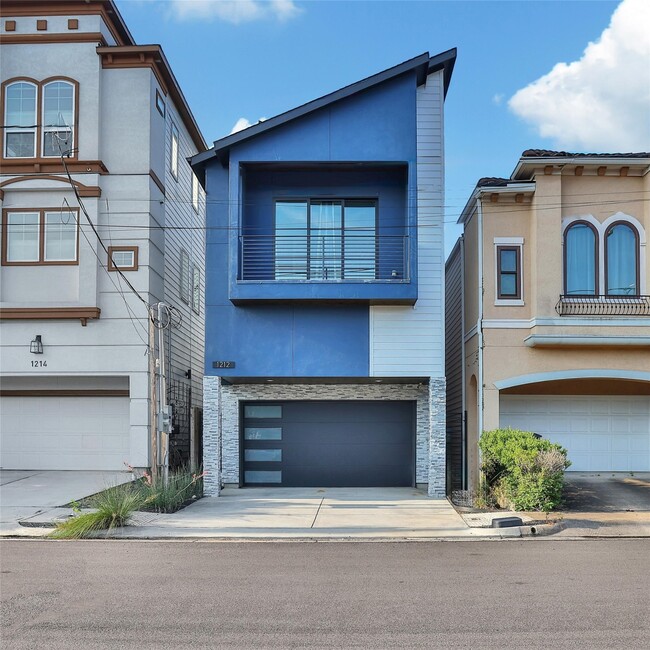 property at 1212 E 29th St