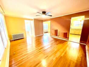 55 Bronx Ave in Waterbury, CT - Building Photo - Building Photo