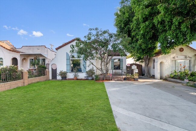 property at 2668 Hope St