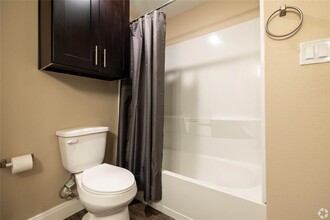 3730 Boettcher Dr in Huntsville, TX - Building Photo - Building Photo