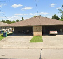 1020 Mulkey Ln in Denton, TX - Building Photo