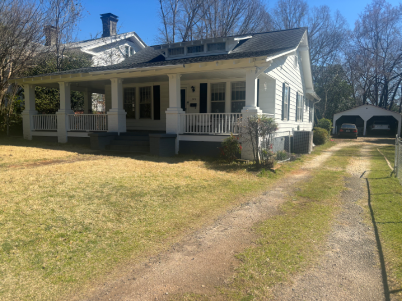 206 Magazine St in Abbeville, SC - Building Photo