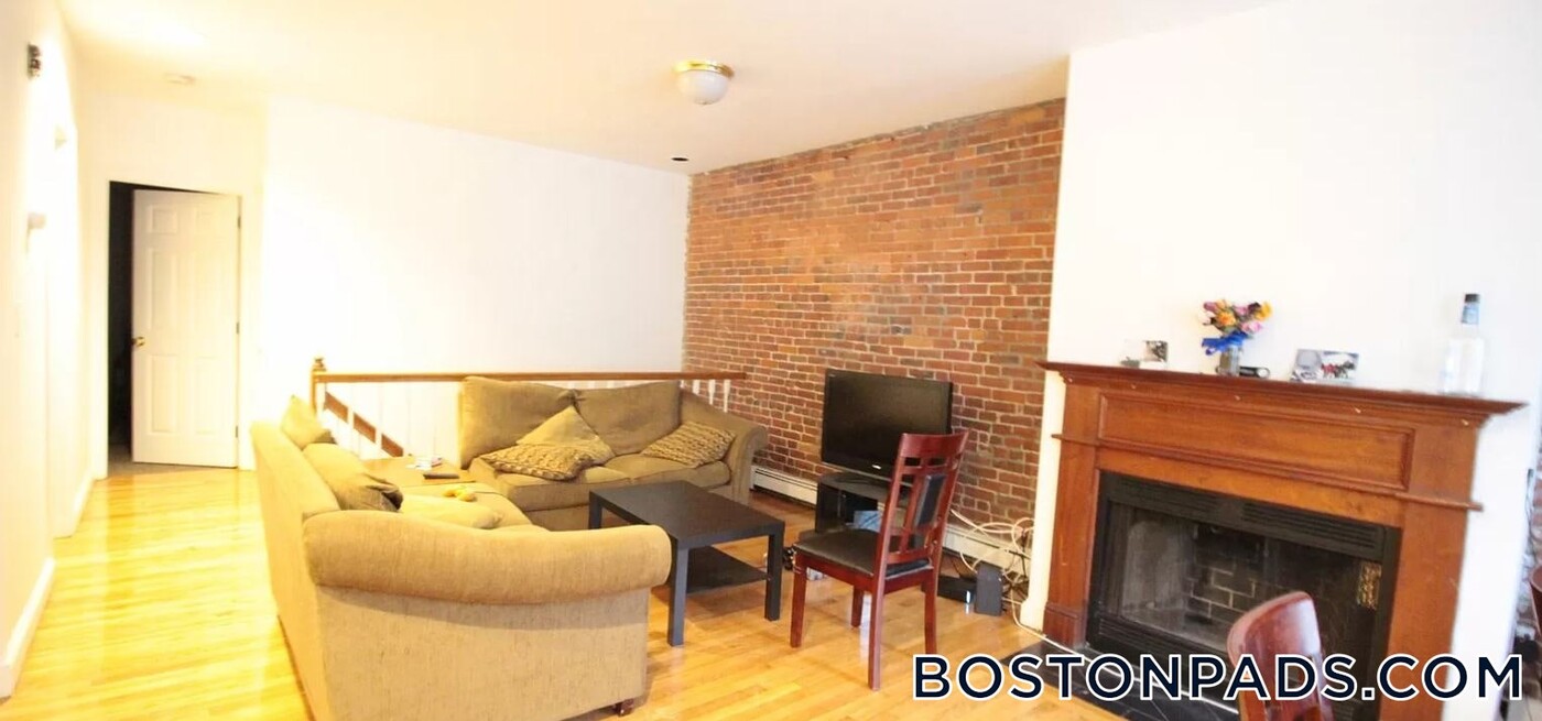 480 Massachusetts Ave in Boston, MA - Building Photo