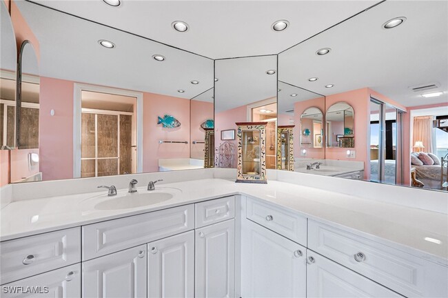 property at 4001 Gulf Shore Blvd N