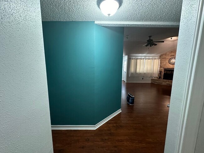6409 Shady Green in San Antonio, TX - Building Photo - Building Photo