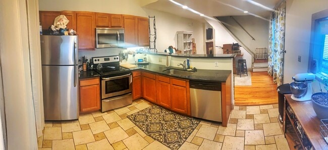 property at 139 W Lakeview Ave