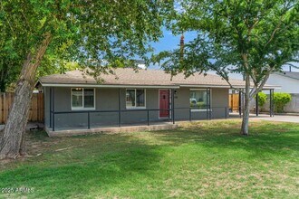 838 E Belmont Ave in Phoenix, AZ - Building Photo - Building Photo