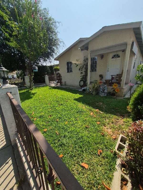 2344 Altman St in Los Angeles, CA - Building Photo - Building Photo