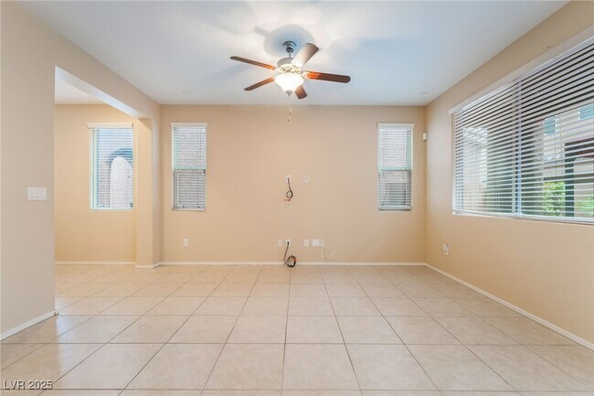 7645 Lots Hills Dr in Las Vegas, NV - Building Photo - Building Photo