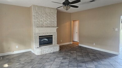 4902 Landrun Ln, Unit 11451 in Arlington, TX - Building Photo - Building Photo