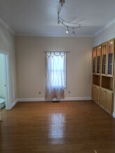 2716 S St-Unit -Unit #4 in Sacramento, CA - Foto de edificio - Building Photo