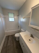 1727 Campus St in Jacksonville, FL - Foto de edificio - Building Photo