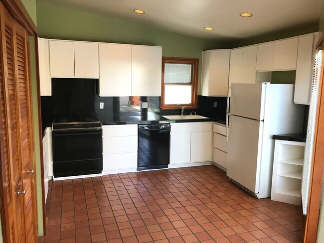 3102 David Ave-Unit -COTTAGE in Palo Alto, CA - Foto de edificio - Building Photo