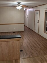 47 Dudley Plz in Woodford, VT - Foto de edificio - Building Photo