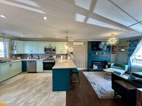166 Ladysmith Drive in St John's, NL - Building Photo - Building Photo