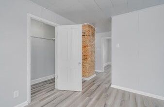 396 S Hickory St in Fond du Lac, WI - Building Photo - Building Photo