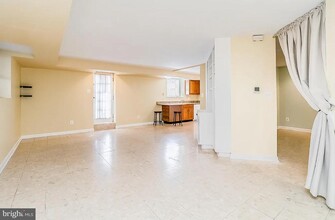 3405 Greenway in Baltimore, MD - Building Photo - Building Photo