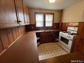 7 Babcock St in Stonington, CT - Building Photo - Building Photo