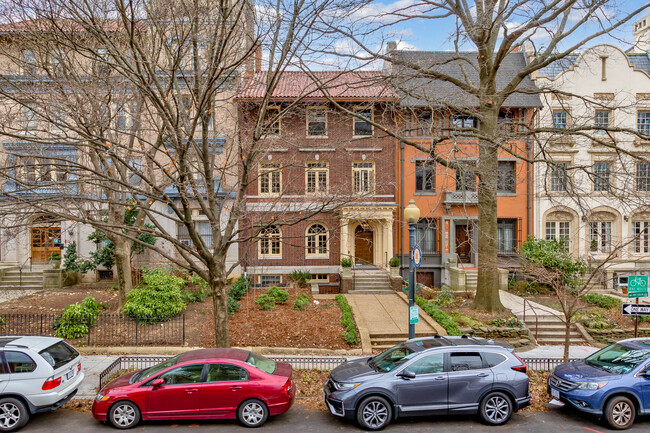 1848 Biltmore St NW in Washington, DC - Building Photo - Building Photo