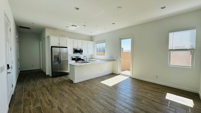 23007 E Roundup Way in Queen Creek, AZ - Building Photo - Building Photo