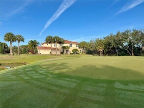 9411 Discovery Terrace in Bradenton, FL - Building Photo - Building Photo