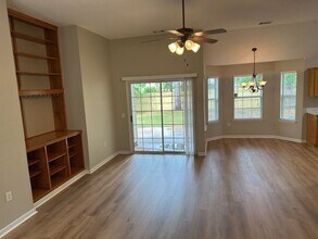 355 Shady Oak Cir in Richmond Hill, GA - Building Photo - Building Photo
