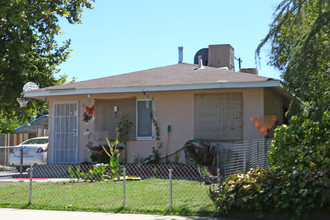 316 N Ferger Ave in Fresno, CA - Building Photo - Building Photo