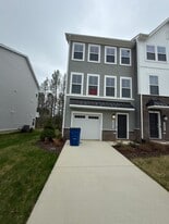 16017 Abelson Wy in Chesterfield, VA - Building Photo