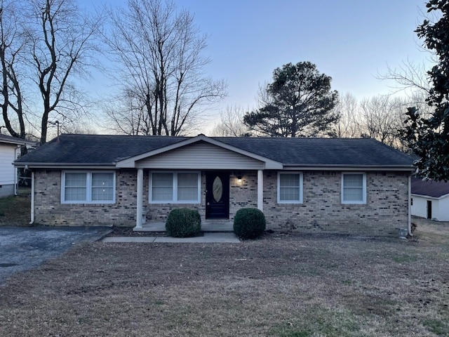 147 Longview Dr in Paducah, KY - Building Photo