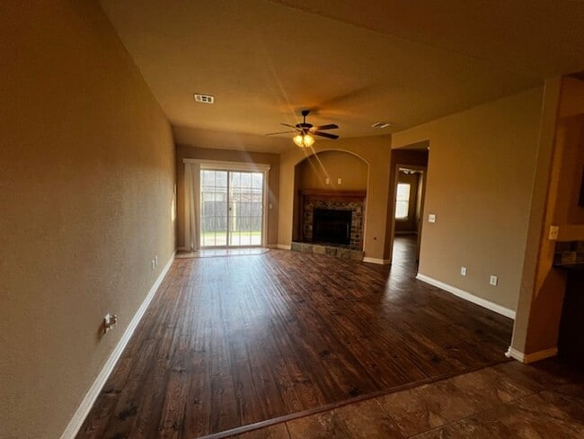 4111 W Mahogany Dr in Fayetteville, AR - Building Photo - Building Photo