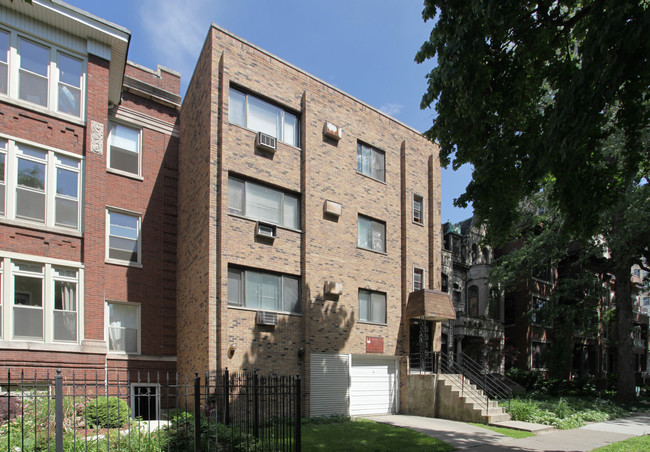 5515 S Cornell Ave in Chicago, IL - Building Photo - Building Photo