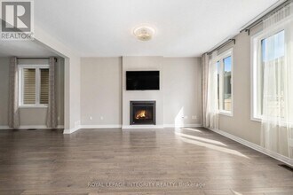 25 Clonfadda Terrace in Ottawa, ON - Building Photo - Building Photo