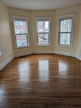 12 Michigan Ave, Unit 12 Michigan Ave Lynn #2 in Lynn, MA - Building Photo - Building Photo