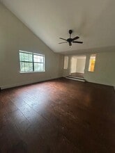 217 Pine St in St. Simons Island, GA - Building Photo - Building Photo