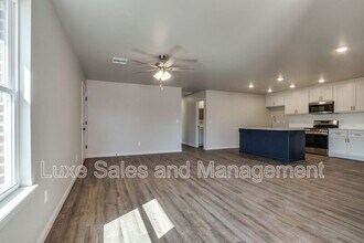 309 Dooley Crk Ln in Edmond, OK - Building Photo - Building Photo