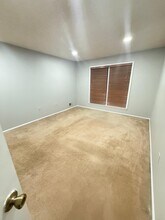 8 Chamberlin Ct in Trenton, NJ - Building Photo - Building Photo